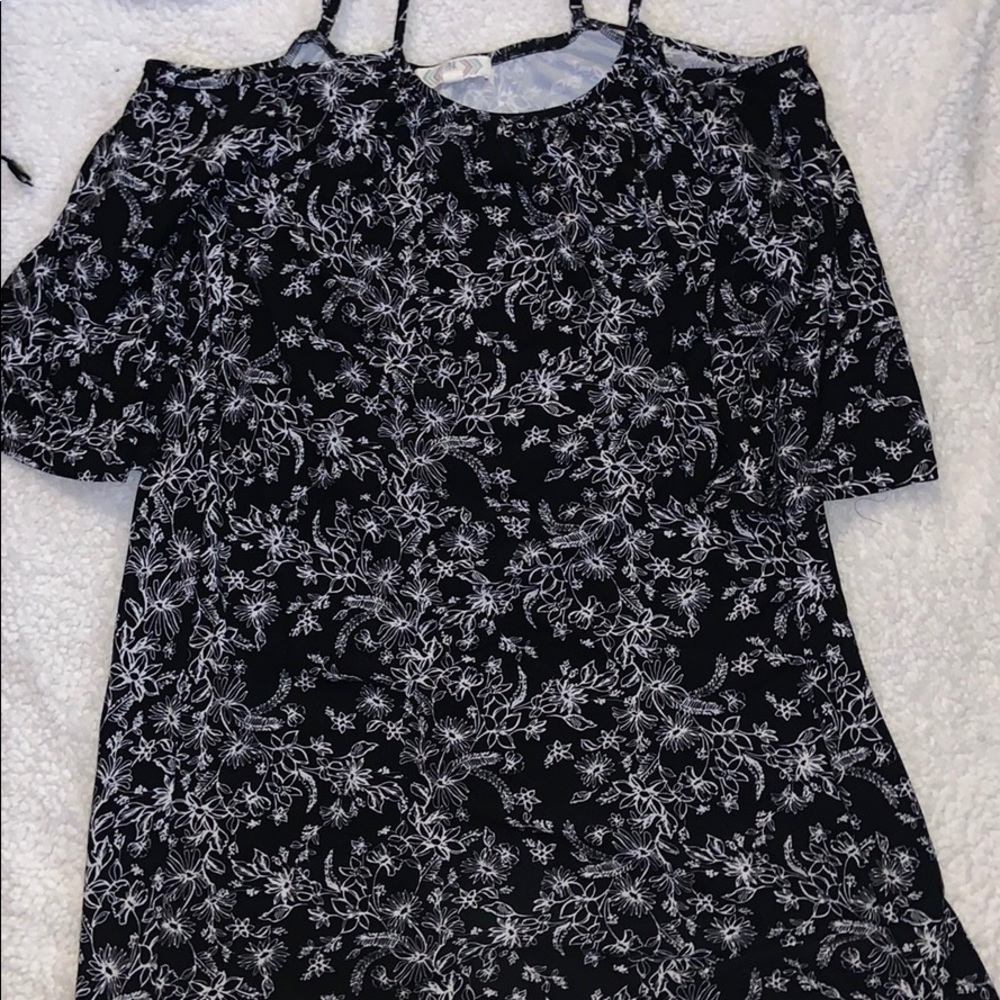 American Eagle Black Cold Shoulder Dress